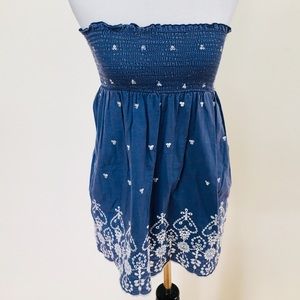 floral embroidered strapless top